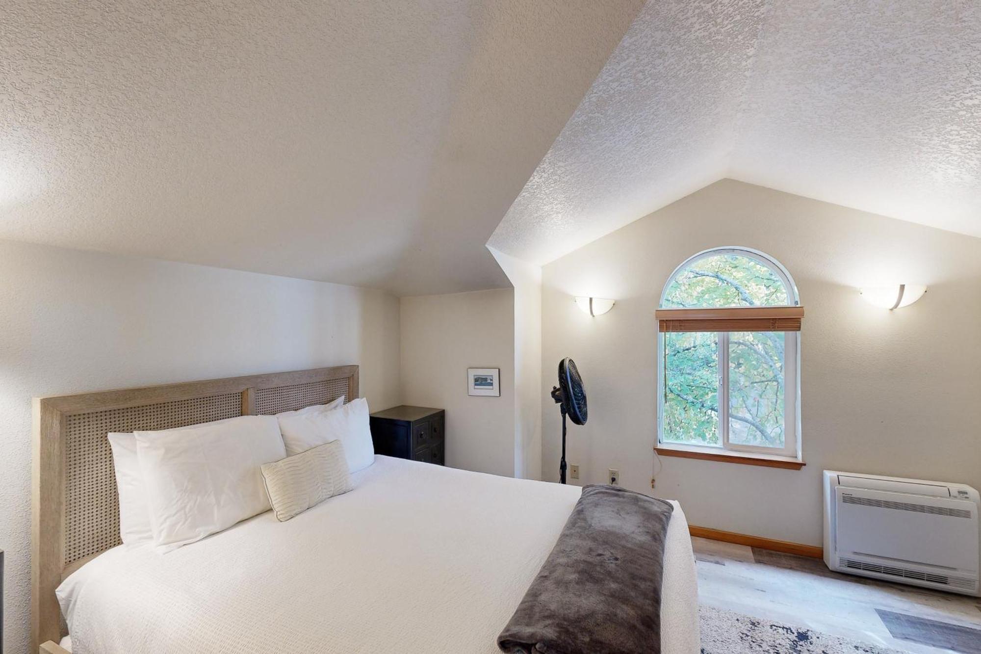 Cozy Cannon Beach Condo ภายนอก รูปภาพ
